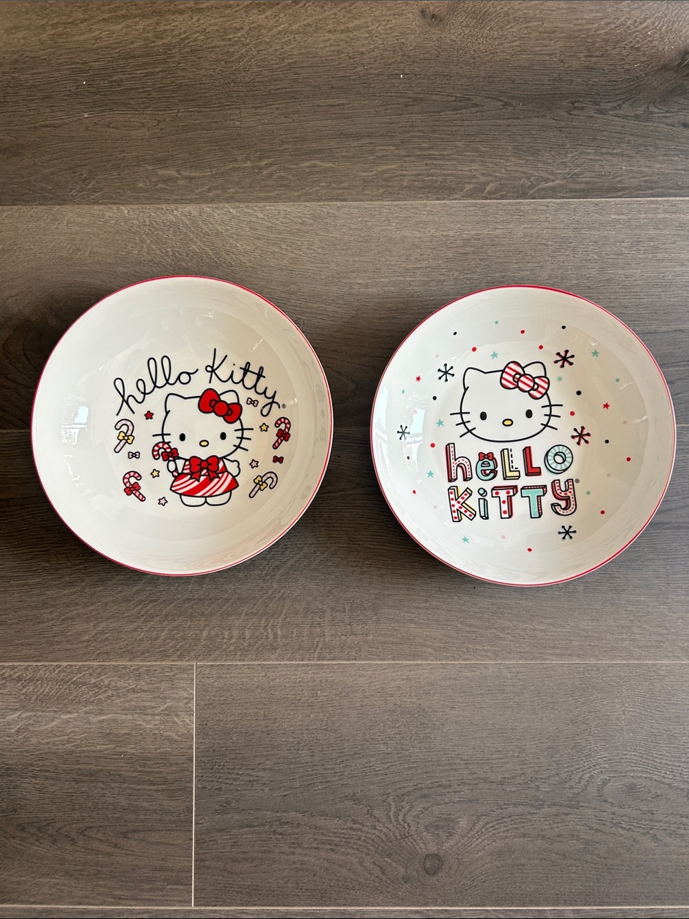 Sanrio Hello Kitty Christmas Serving Bowls 46 Oz Ceramic Set of 2